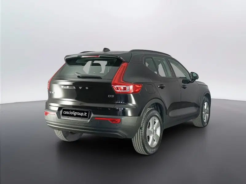 Volvo XC40 usata a Ascoli Piceno (4)