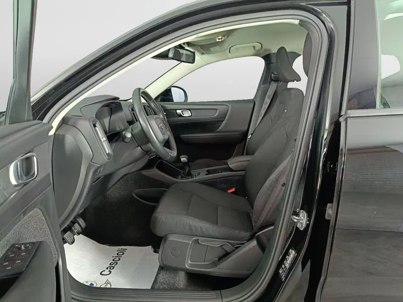 Volvo XC40 usata a Ascoli Piceno (8)