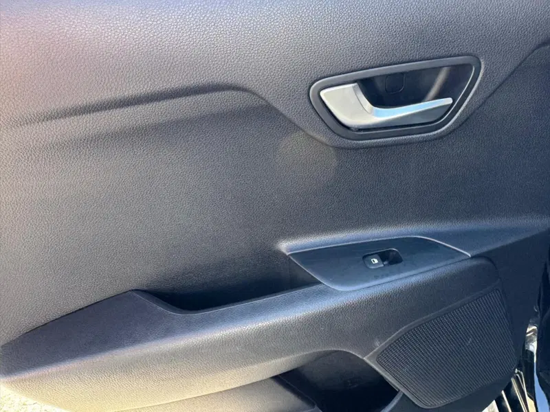 Kia Rio usata a Cosenza (11)