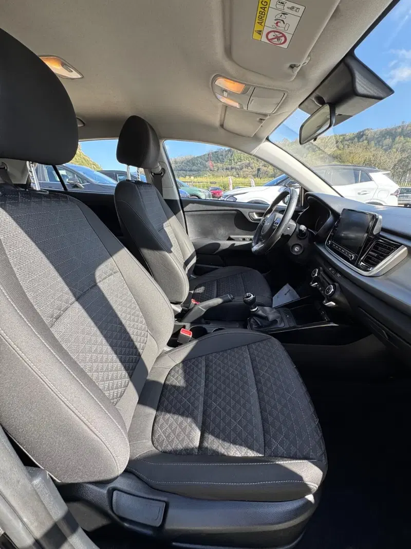 Kia Rio usata a Cosenza (8)