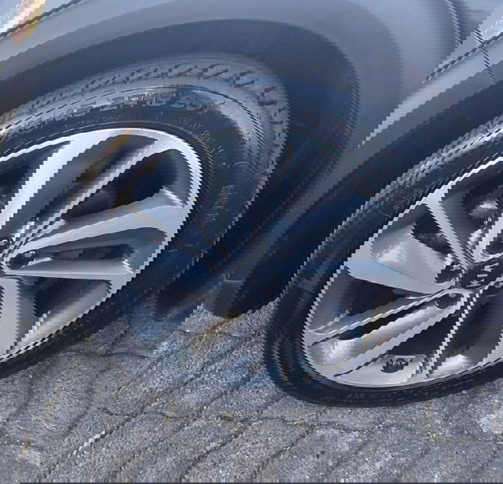 Kia Niro usata a Cosenza (13)