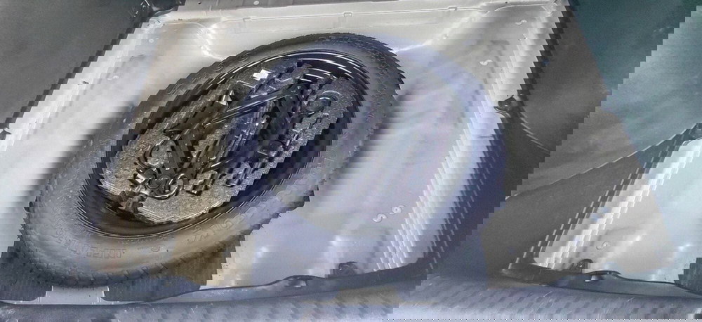 Kia Niro usata a Cosenza (17)