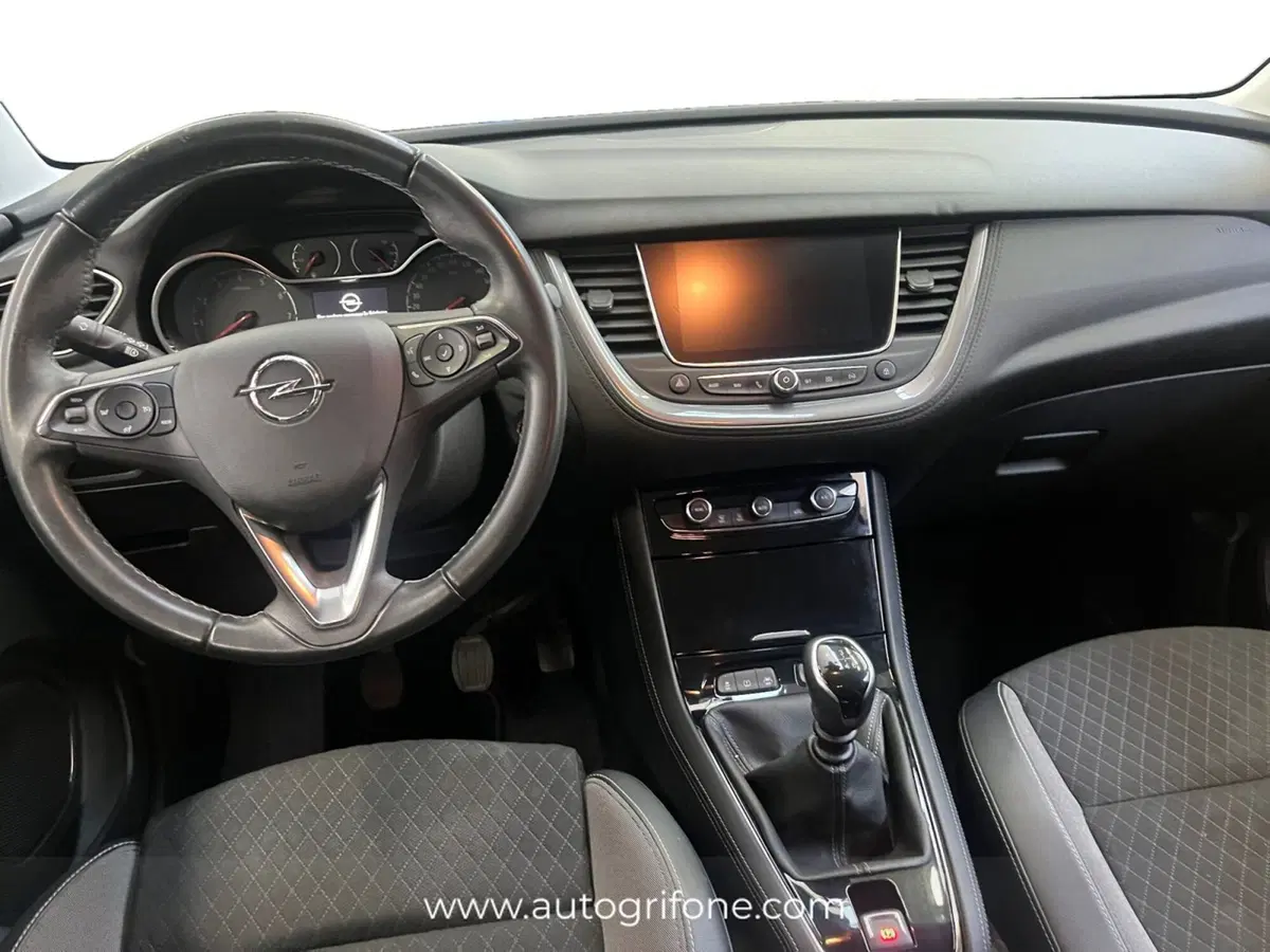 Opel Grandland X usata a Modena (10)