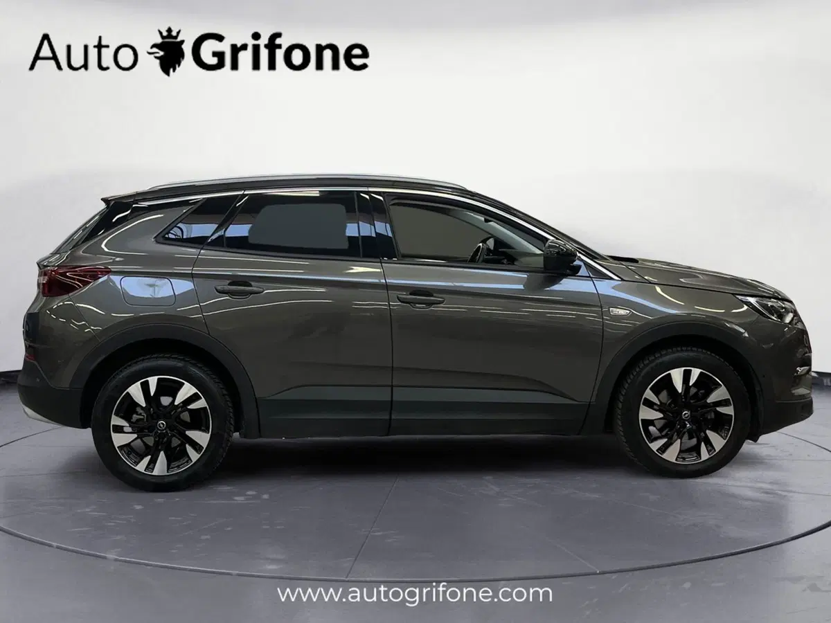 Opel Grandland X usata a Modena (6)