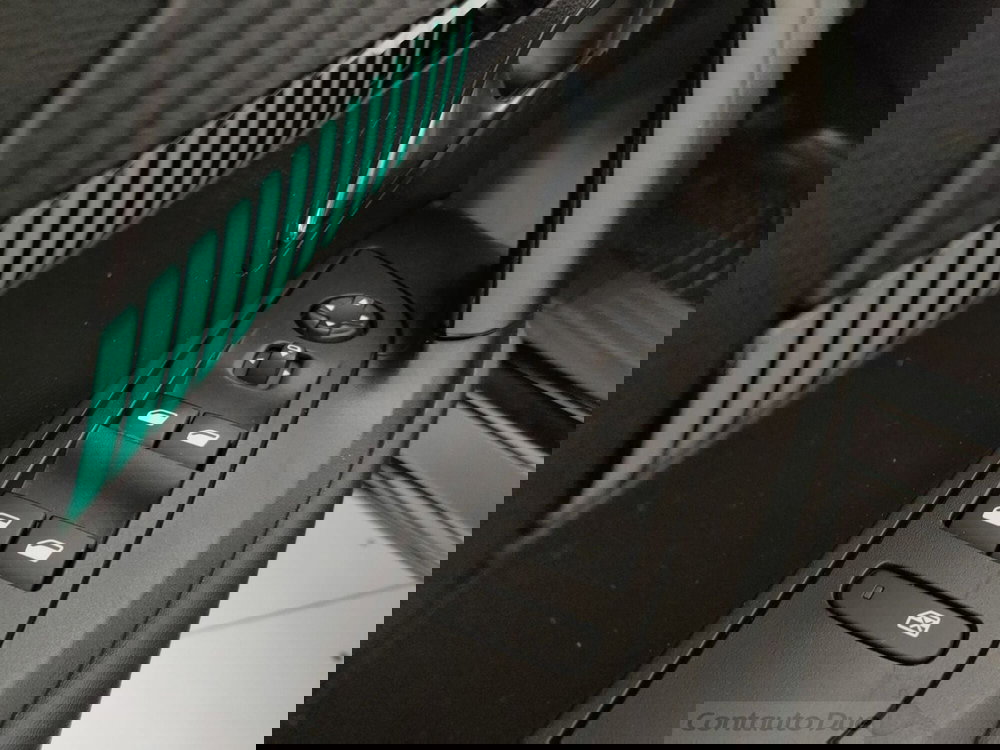 Peugeot 2008 usata a Caserta (11)