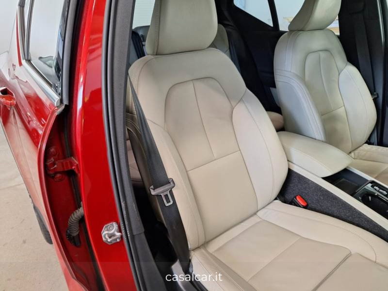 Volvo XC40 usata a Salerno (12)