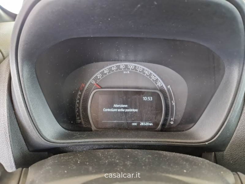 Toyota Aygo X usata a Salerno (10)