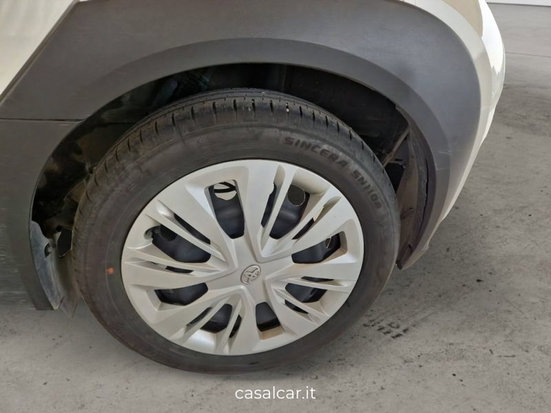 Toyota Aygo X usata a Salerno (15)