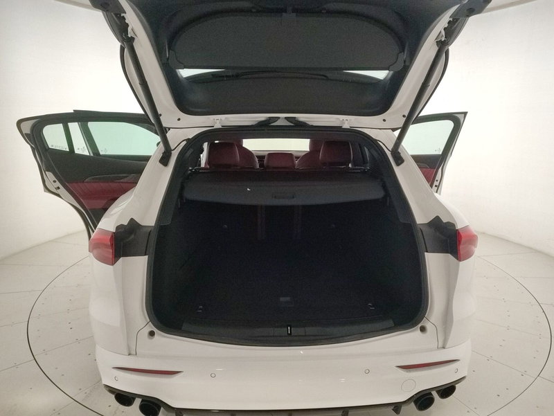 Maserati Grecale usata a Alessandria (11)