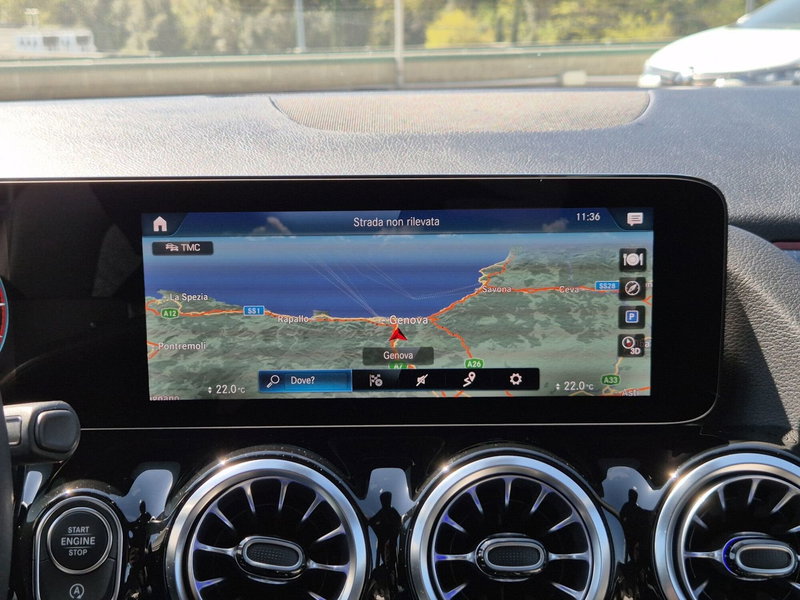 Mercedes-Benz GLA SUV usata  (11)