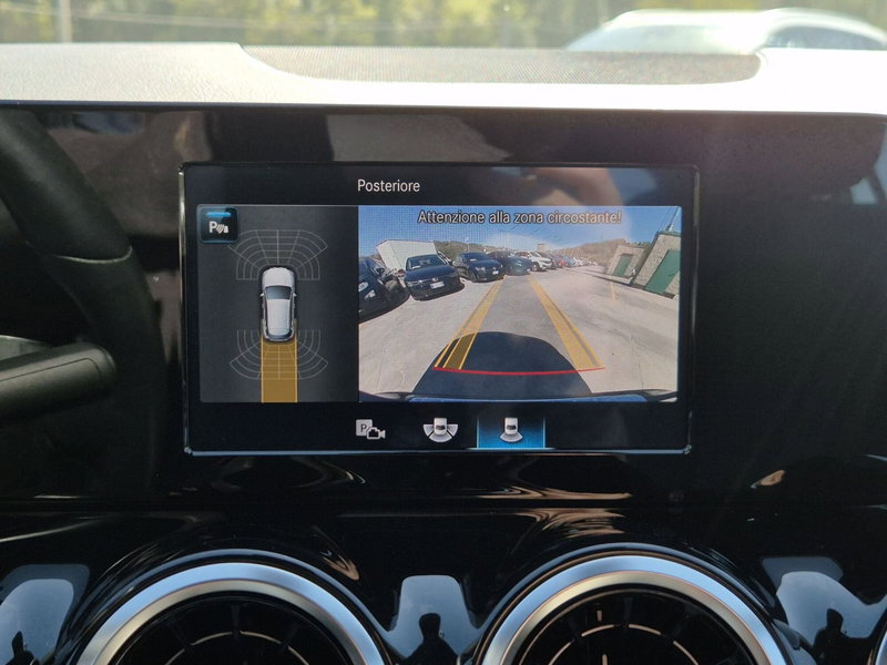 Mercedes-Benz GLA SUV usata  (15)