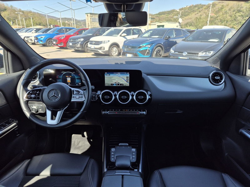 Mercedes-Benz GLA SUV usata  (8)