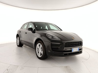 Porsche Macan 2.0 265cv pdk del 2022 usata a Caserta
