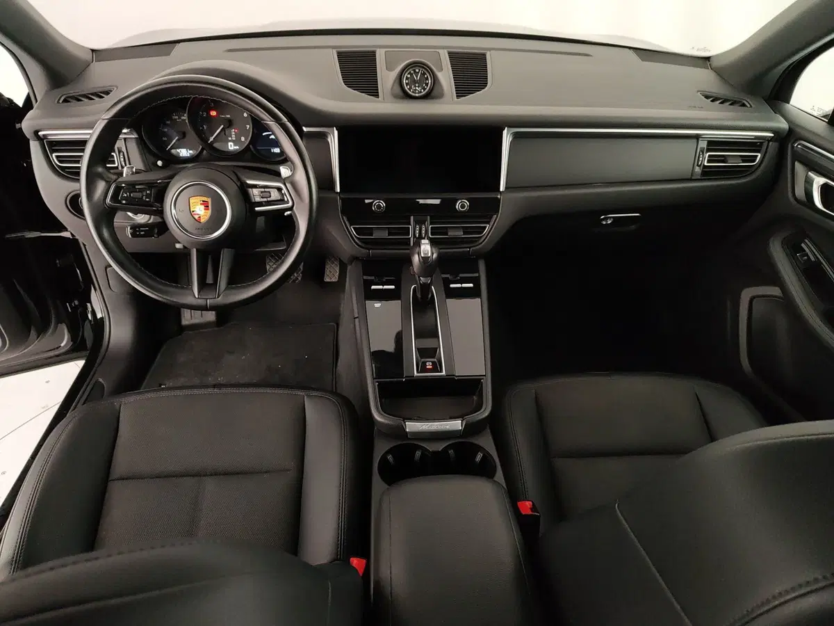 Porsche Macan usata a Caserta (15)