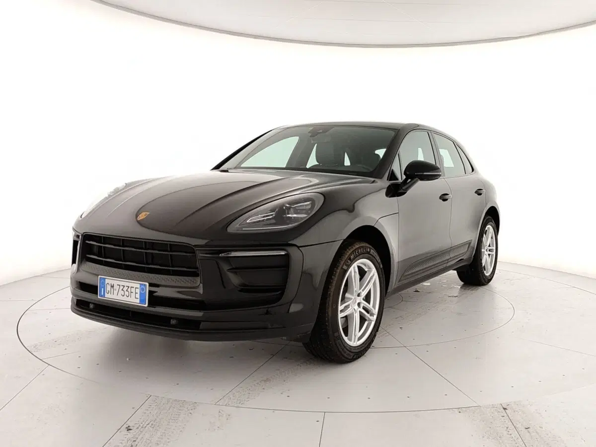 Porsche Macan usata a Caserta (3)