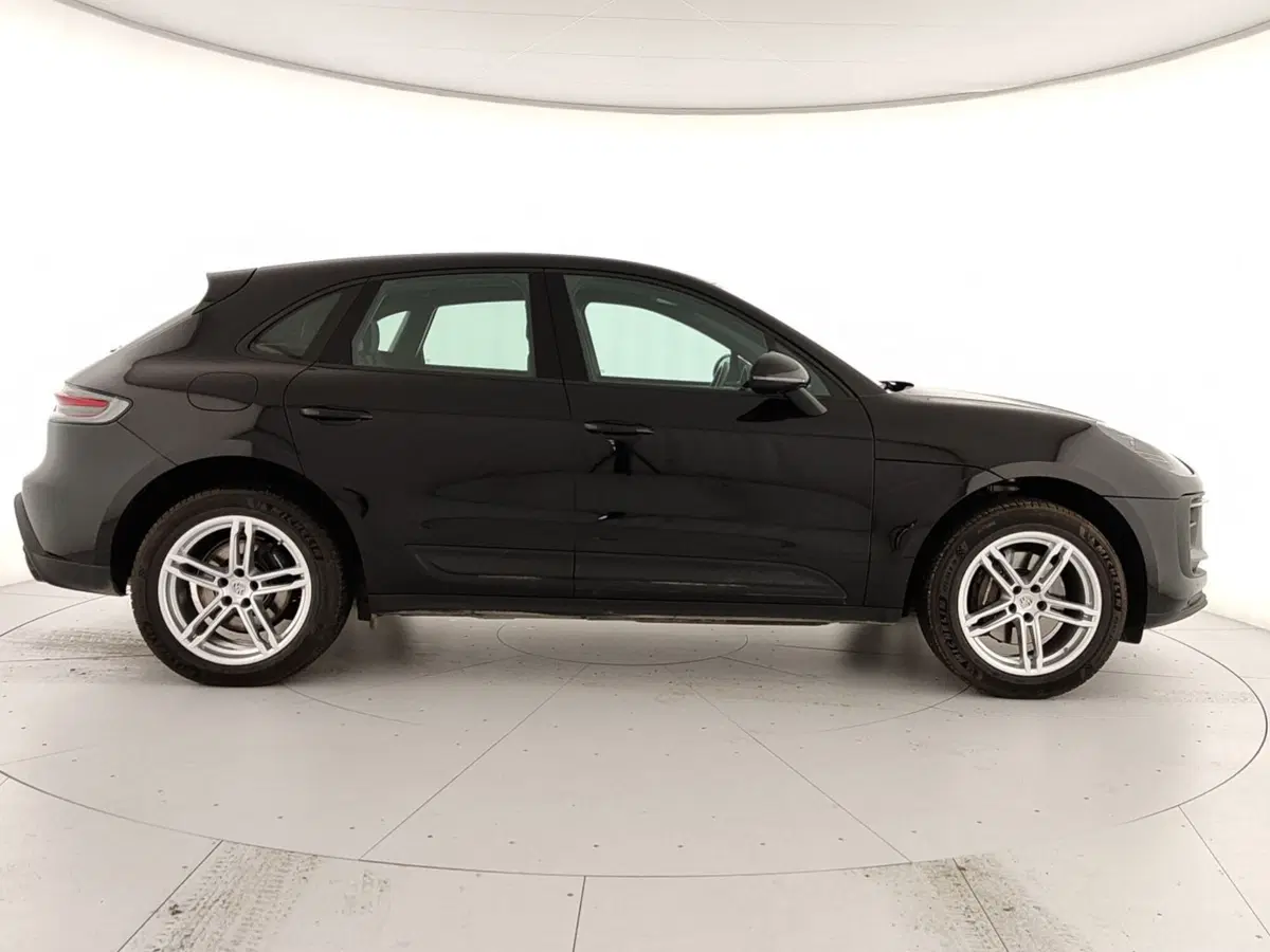 Porsche Macan usata a Caserta (5)