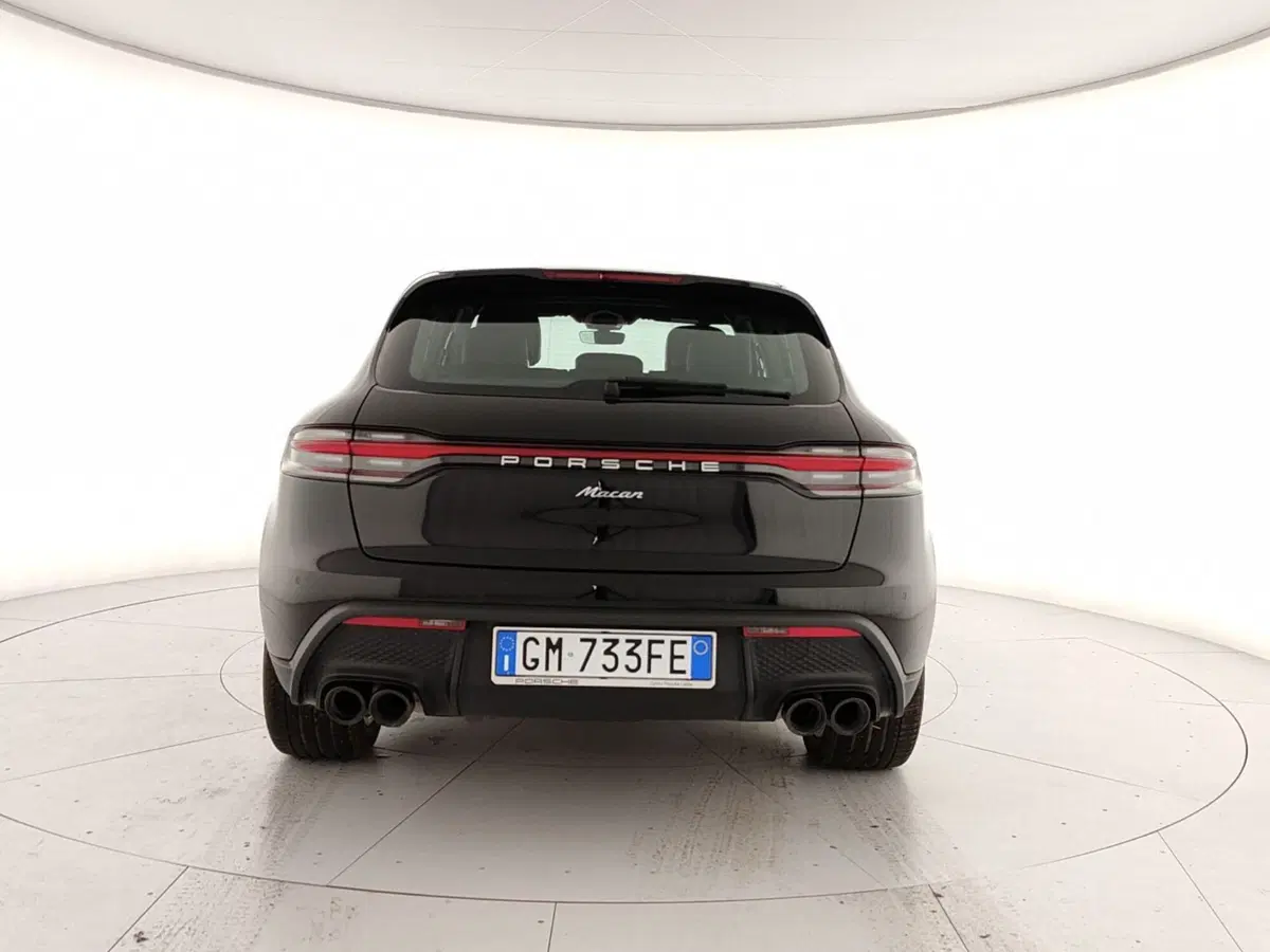 Porsche Macan usata a Caserta (7)