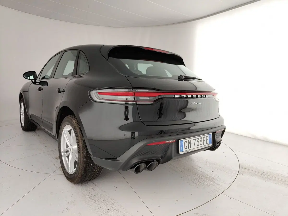 Porsche Macan usata a Caserta (9)
