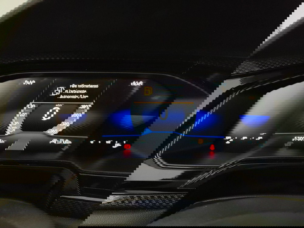 Volkswagen Taigo usata a Caserta (17)