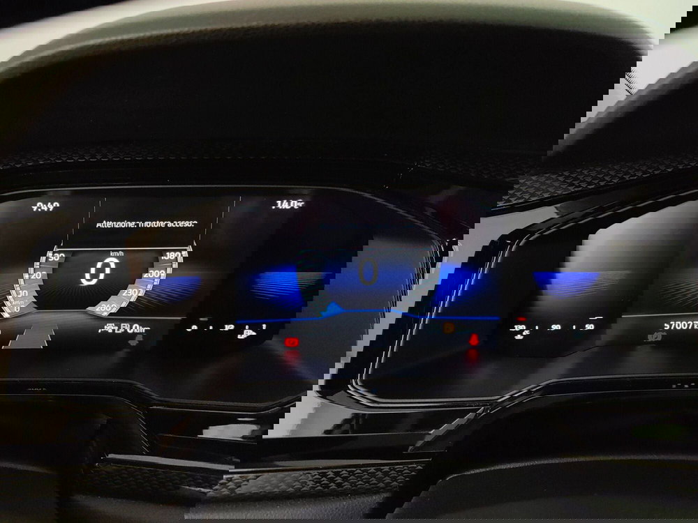 Volkswagen Taigo usata a Caserta (18)