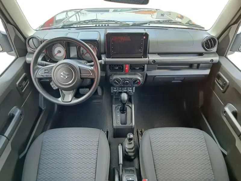 Suzuki Jimny nuova a Prato (5)