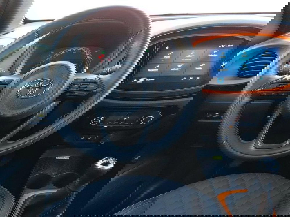 Toyota Aygo X usata a Cagliari (14)