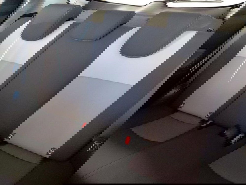 Toyota Yaris usata a Cagliari (12)