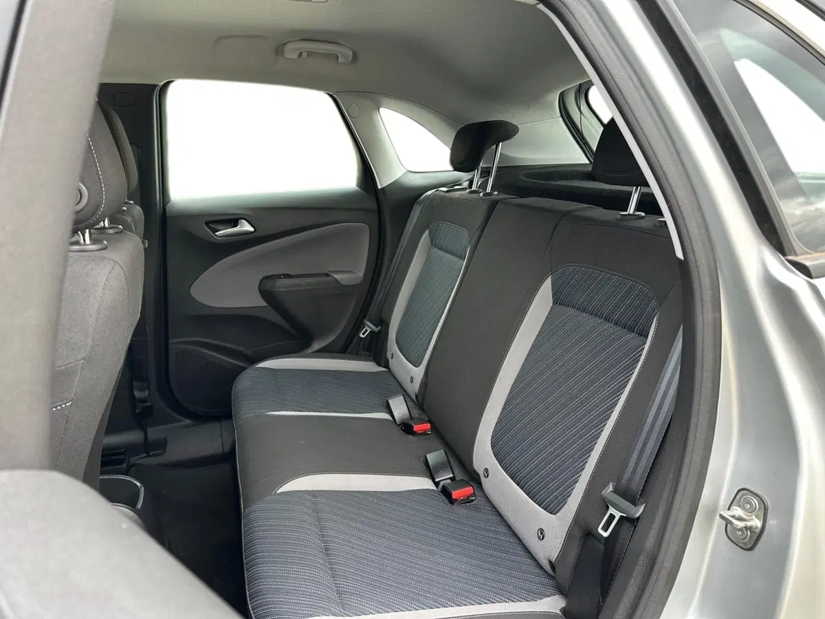 Opel Crossland X usata a Pistoia (12)