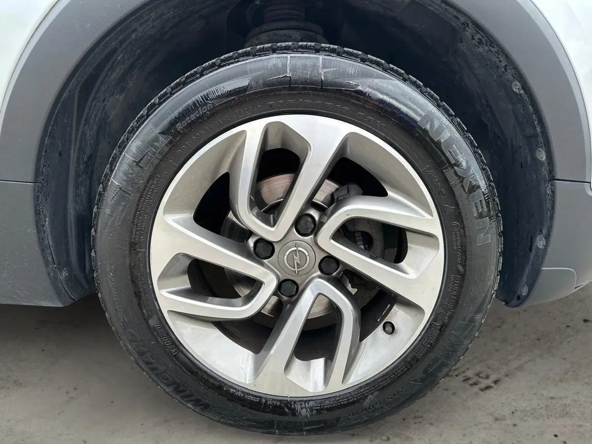 Opel Crossland X usata a Pistoia (14)