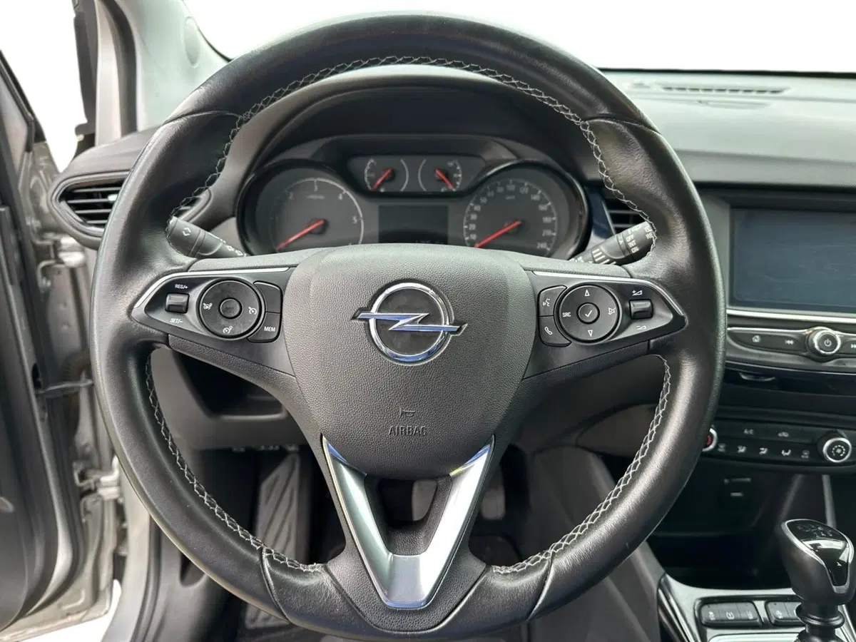 Opel Crossland X usata a Pistoia (6)