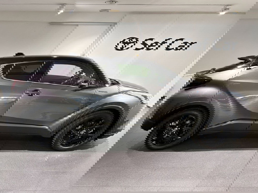 Toyota Toyota C-HR usata a Milano (14)