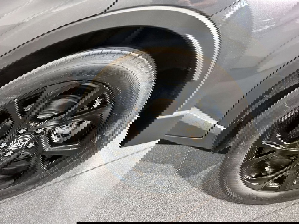 Toyota Toyota C-HR usata a Milano (15)