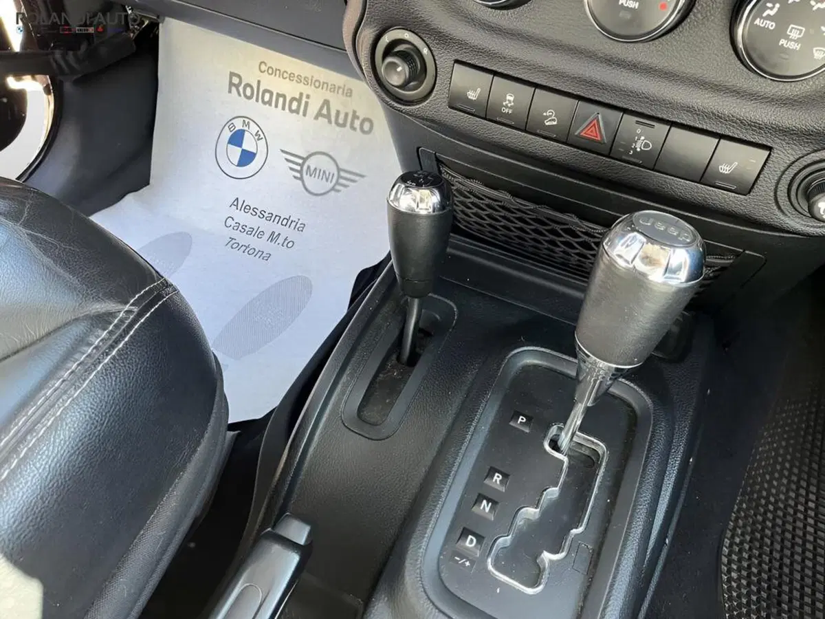 Jeep Wrangler Unlimited usata a Alessandria (12)