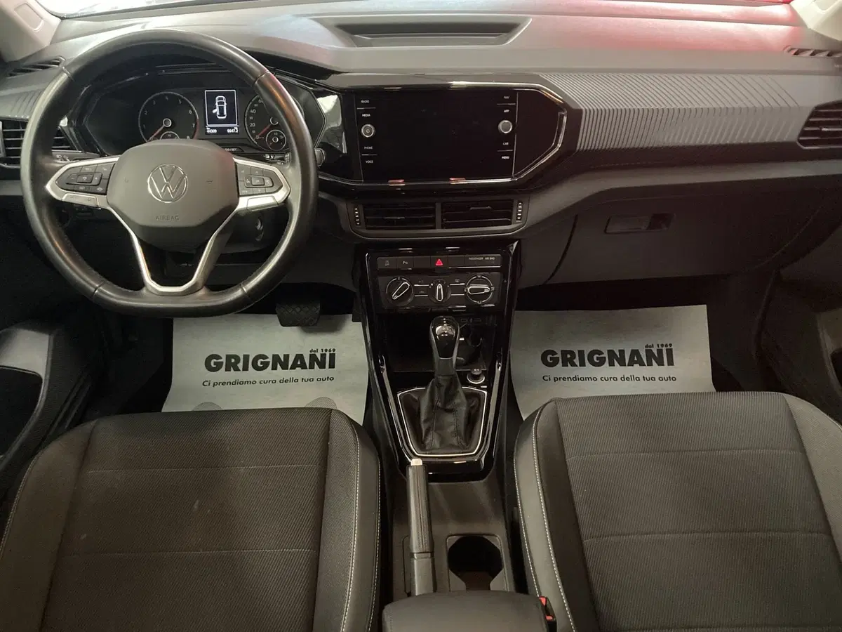 Volkswagen T-Cross usata a Pavia (10)