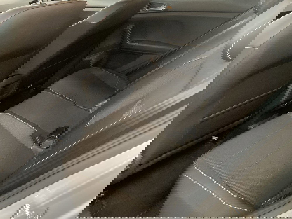 Volkswagen T-Cross usata a Pavia (12)