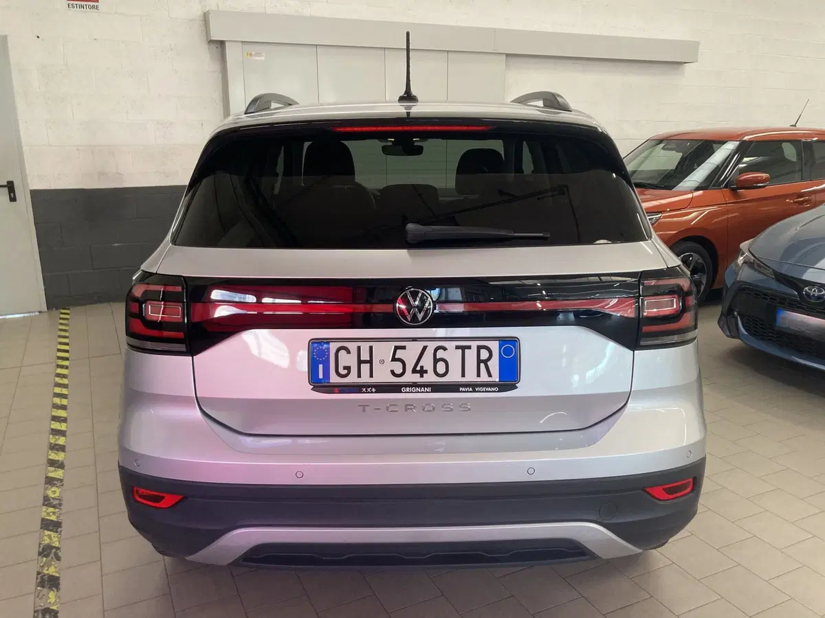 Volkswagen T-Cross usata a Pavia (4)
