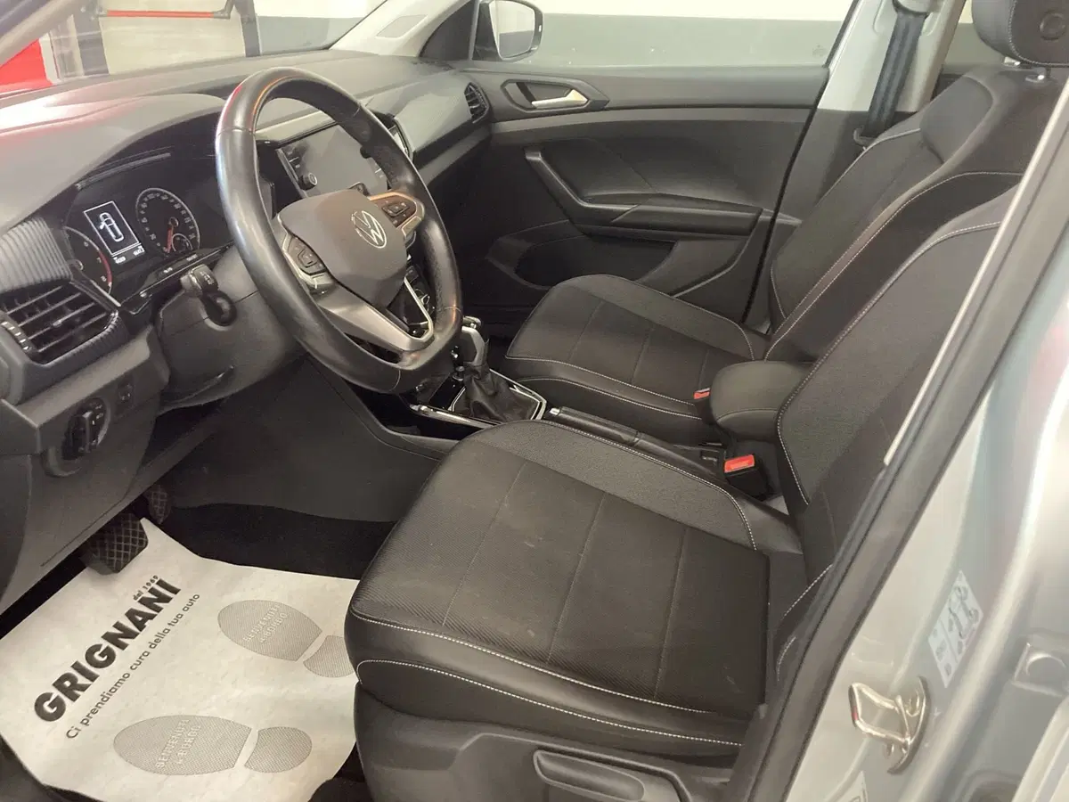 Volkswagen T-Cross usata a Pavia (9)