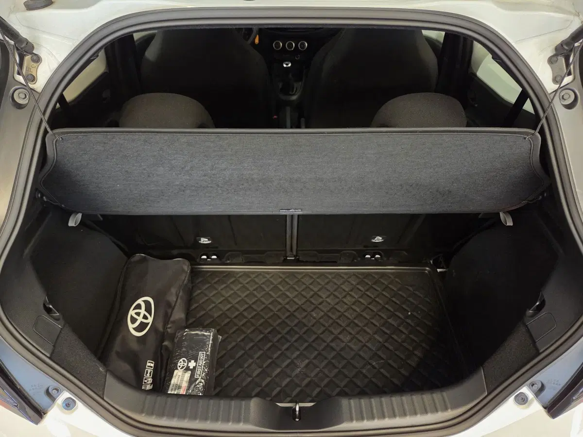 Toyota Aygo X usata a Pavia (7)