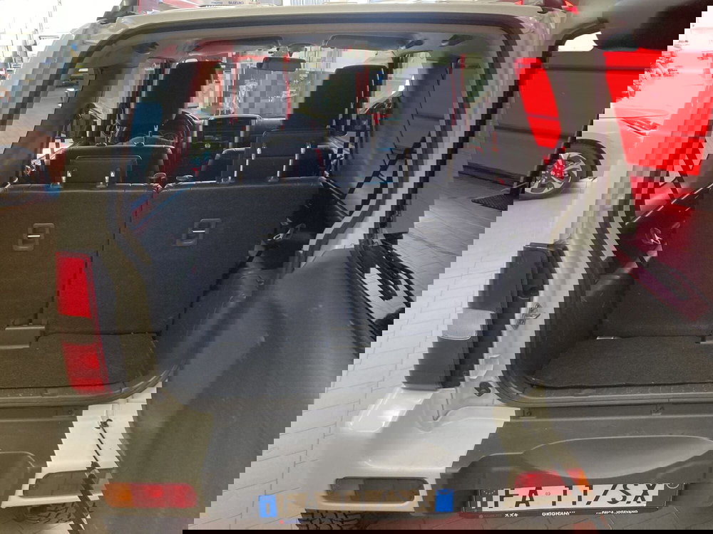 Suzuki Jimny usata a Pavia (15)