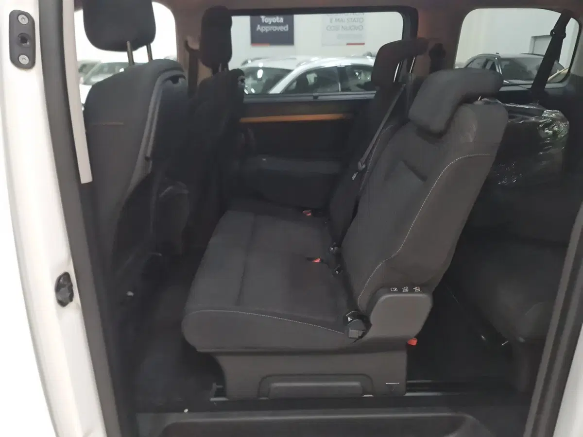 Toyota Proace Verso usata a Bologna (9)