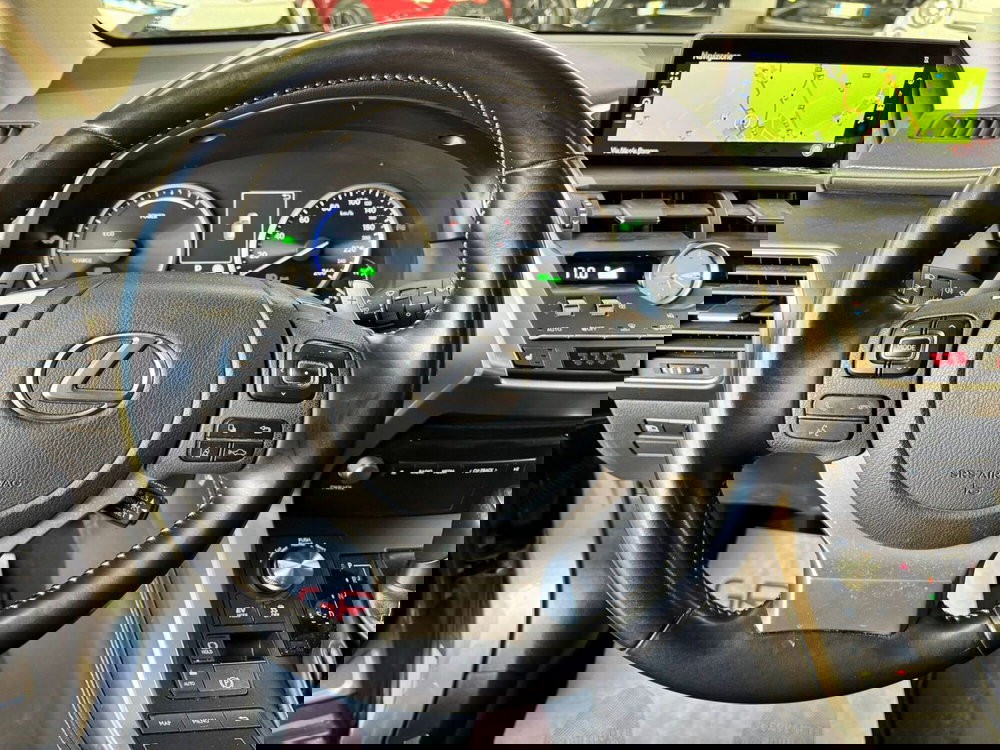 Lexus NX usata a Modena (10)