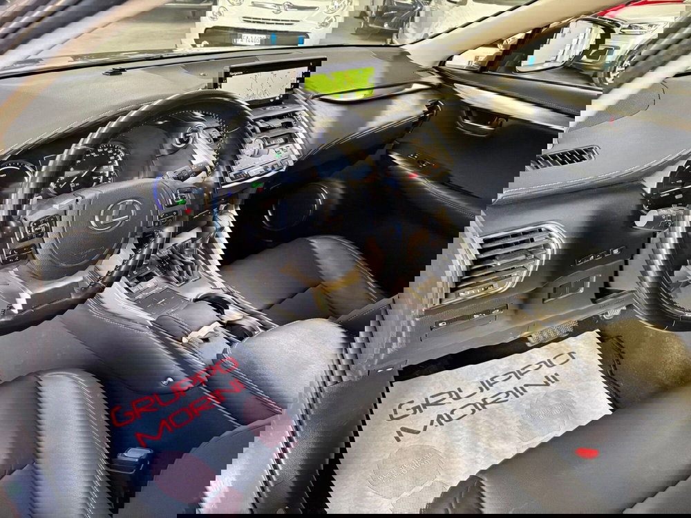 Lexus NX usata a Modena (11)