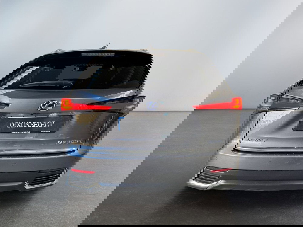 Lexus NX usata a Modena (6)