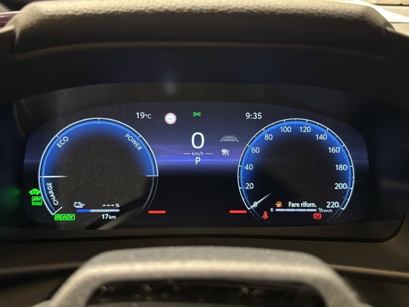 Toyota Toyota C-HR nuova a Bologna (12)