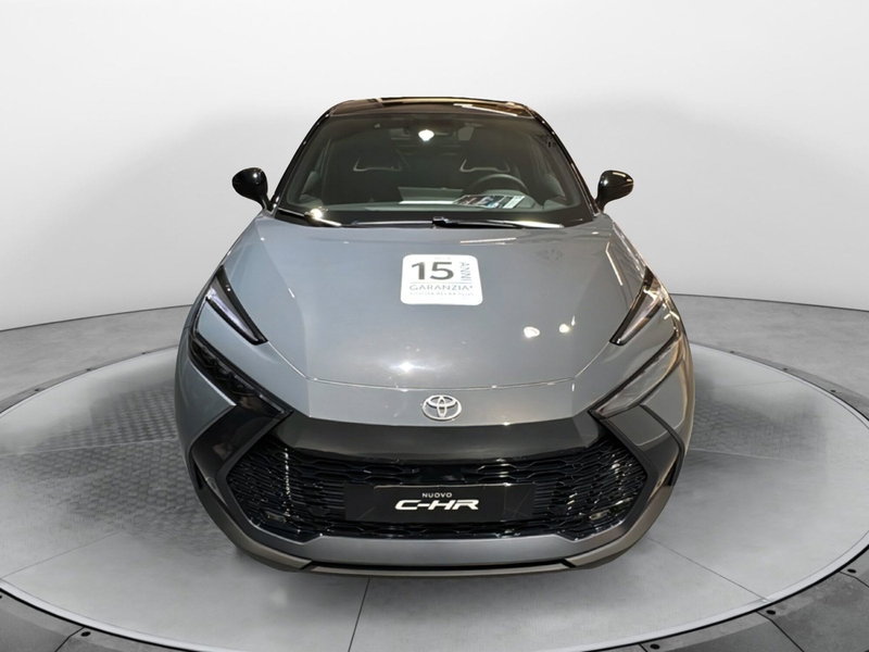 Toyota Toyota C-HR nuova a Bologna (2)