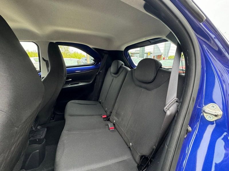 Toyota Aygo X usata a Modena (15)