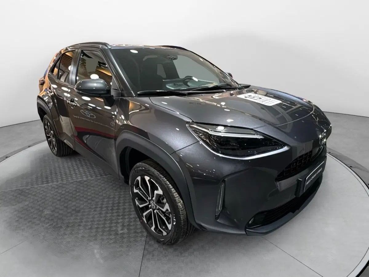 Toyota Yaris Cross nuova a Bologna