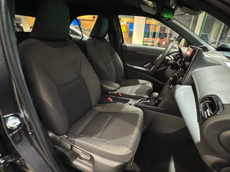 Toyota Yaris Cross nuova a Bologna (11)