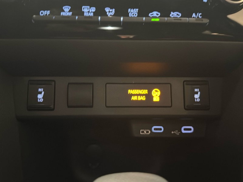 Toyota Yaris Cross nuova a Bologna (13)