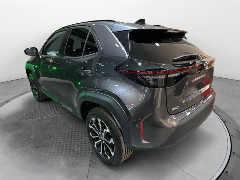 Toyota Yaris Cross nuova a Bologna (6)